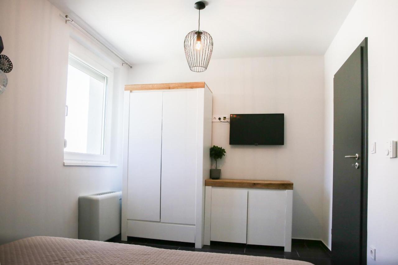 Balkon Apartmanhaz Panzio Balatonfüred Екстериор снимка