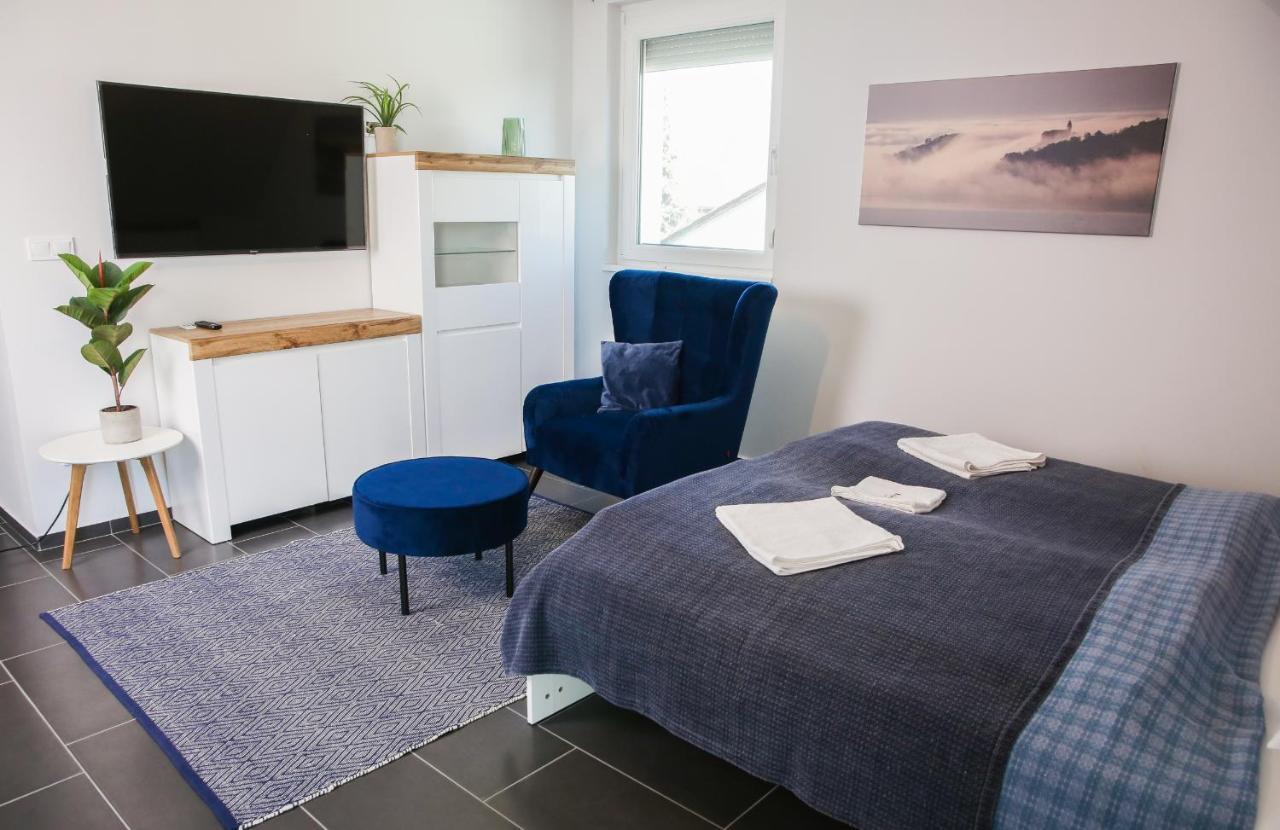 Balkon Apartmanhaz Panzio Balatonfüred Екстериор снимка