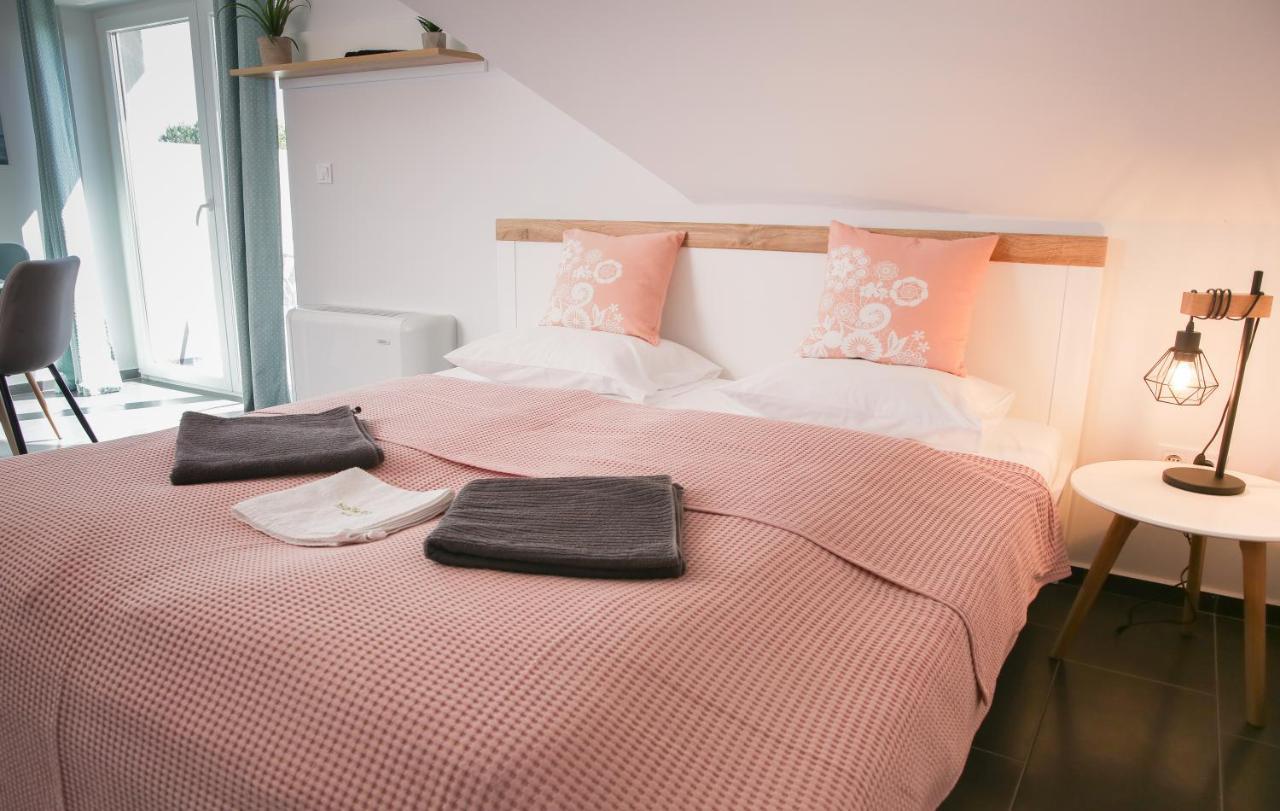 Balkon Apartmanhaz Panzio Balatonfüred Екстериор снимка