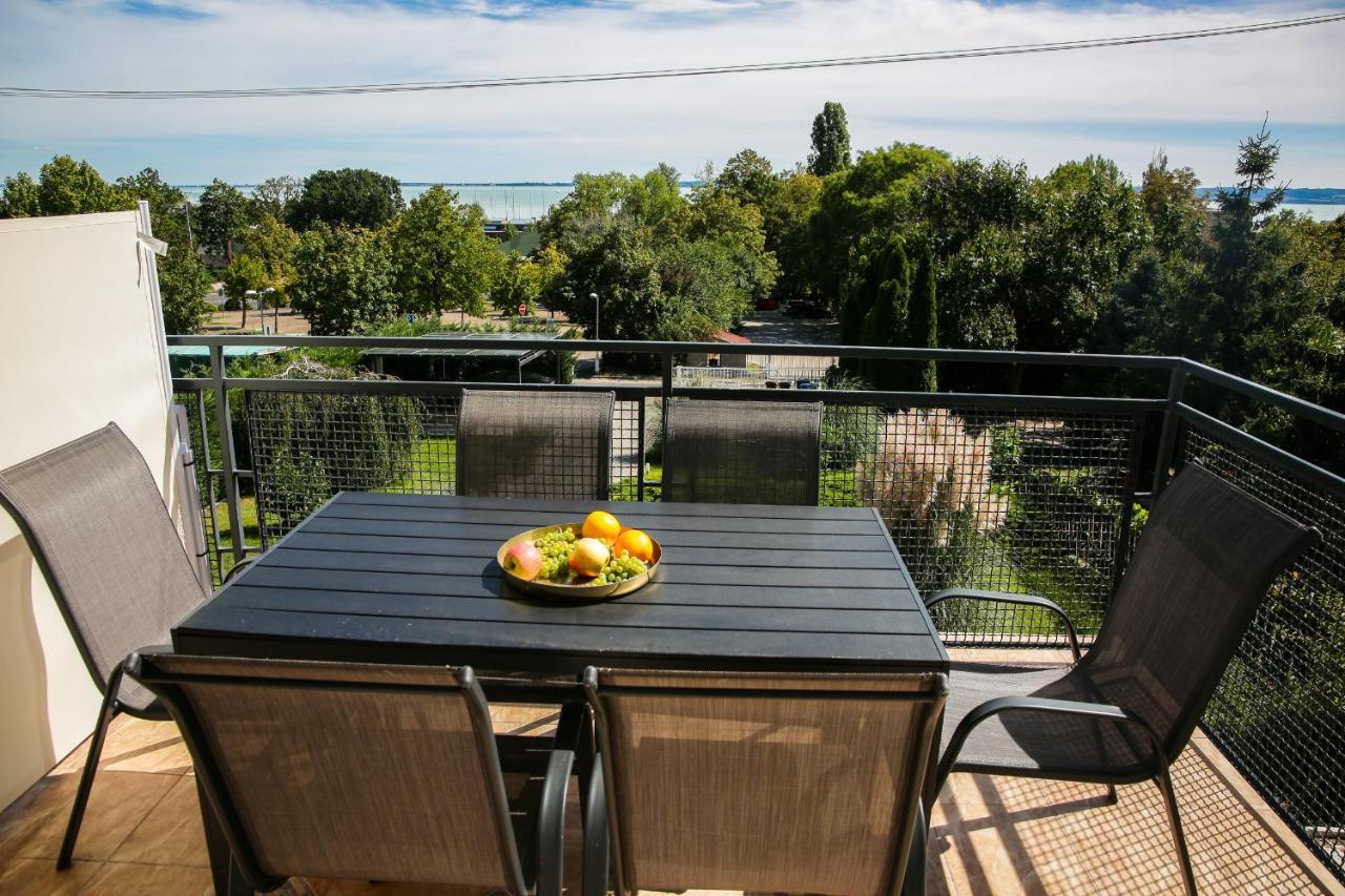 Balkon Apartmanhaz Panzio Balatonfüred Екстериор снимка
