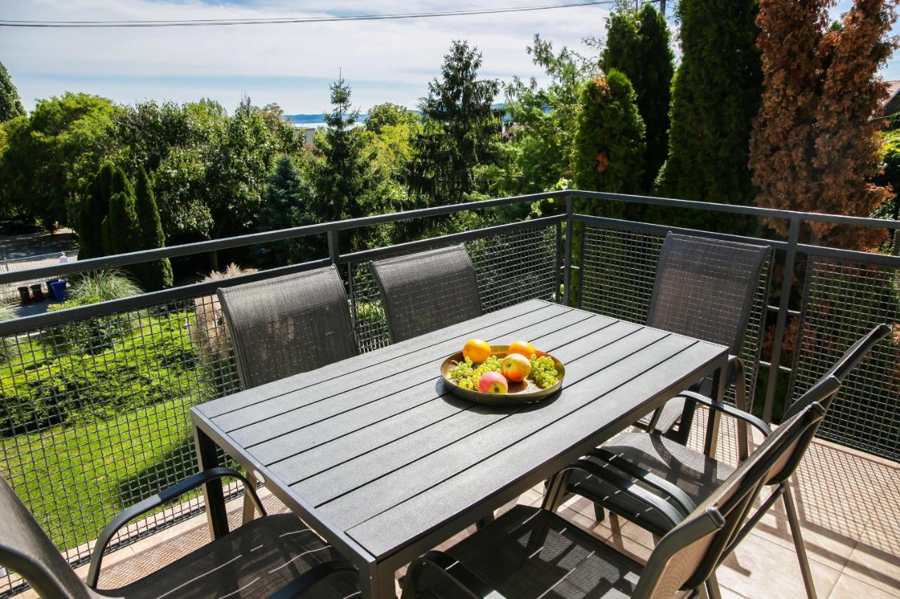 Balkon Apartmanhaz Panzio Balatonfüred Екстериор снимка